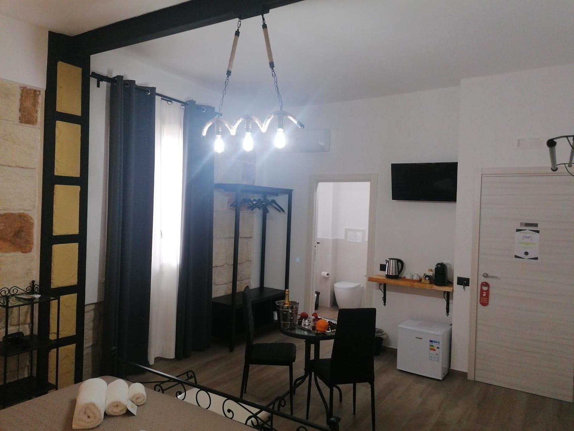 B&B 36 Passi Dal Mare 2.0 Trapani Bilik gambar